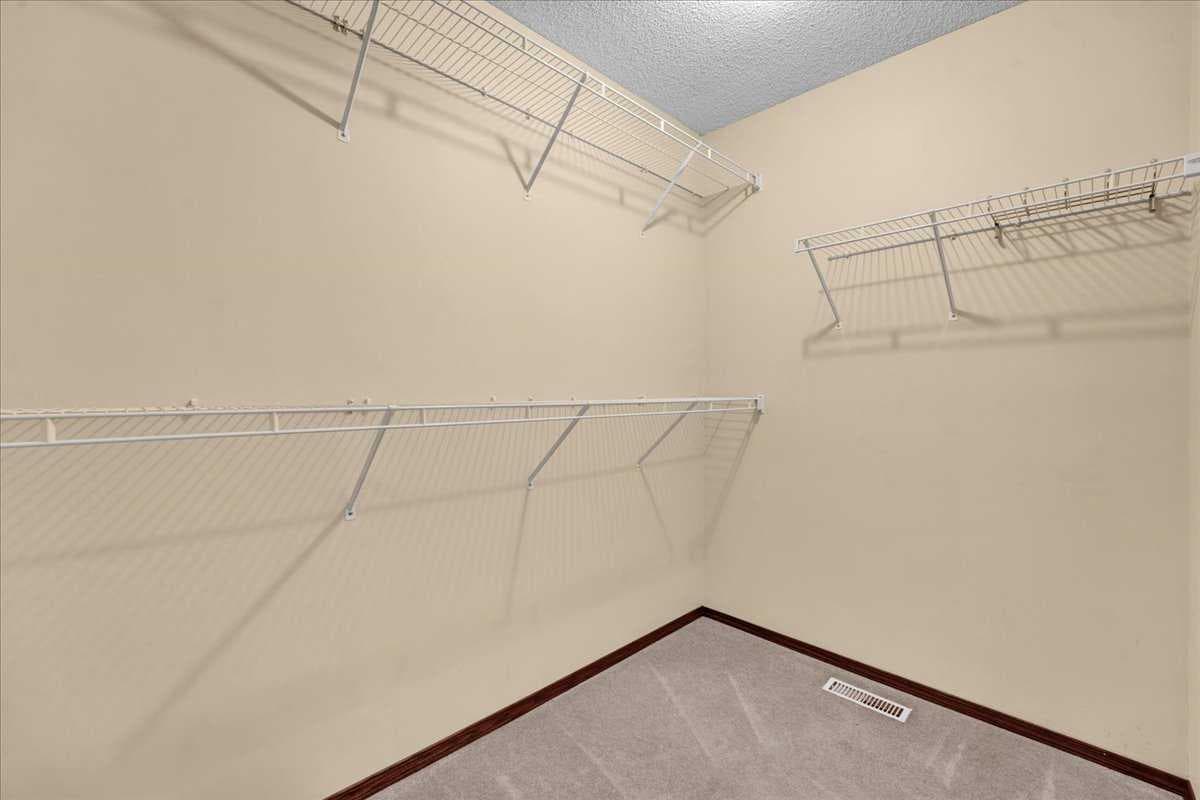 6 Hidden Valley Gardens NW