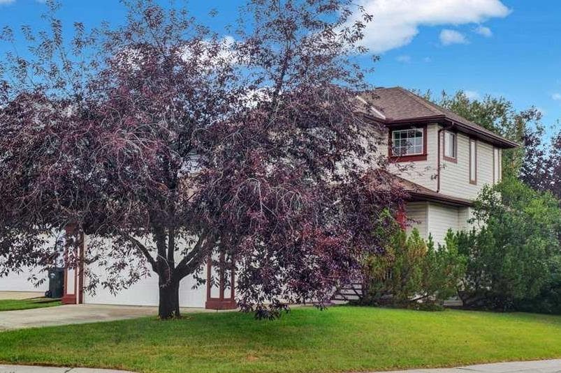6 Hidden Valley Gardens NW