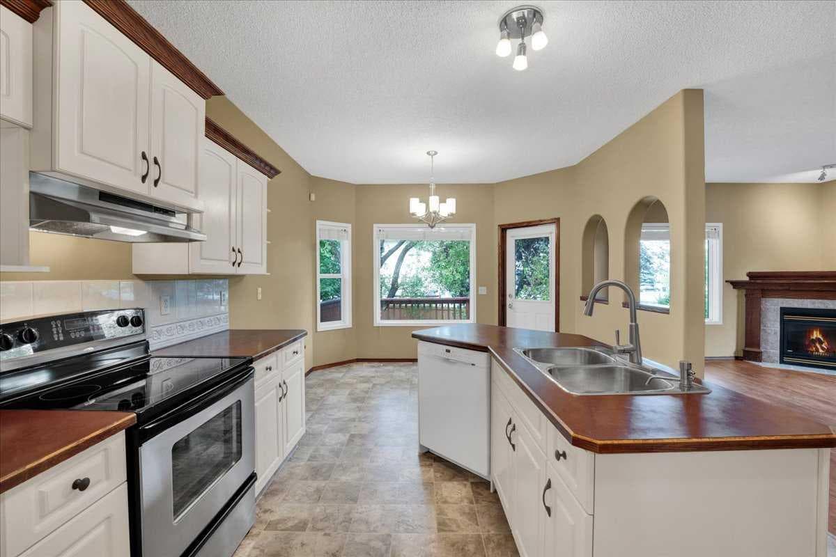 6 Hidden Valley Gardens NW