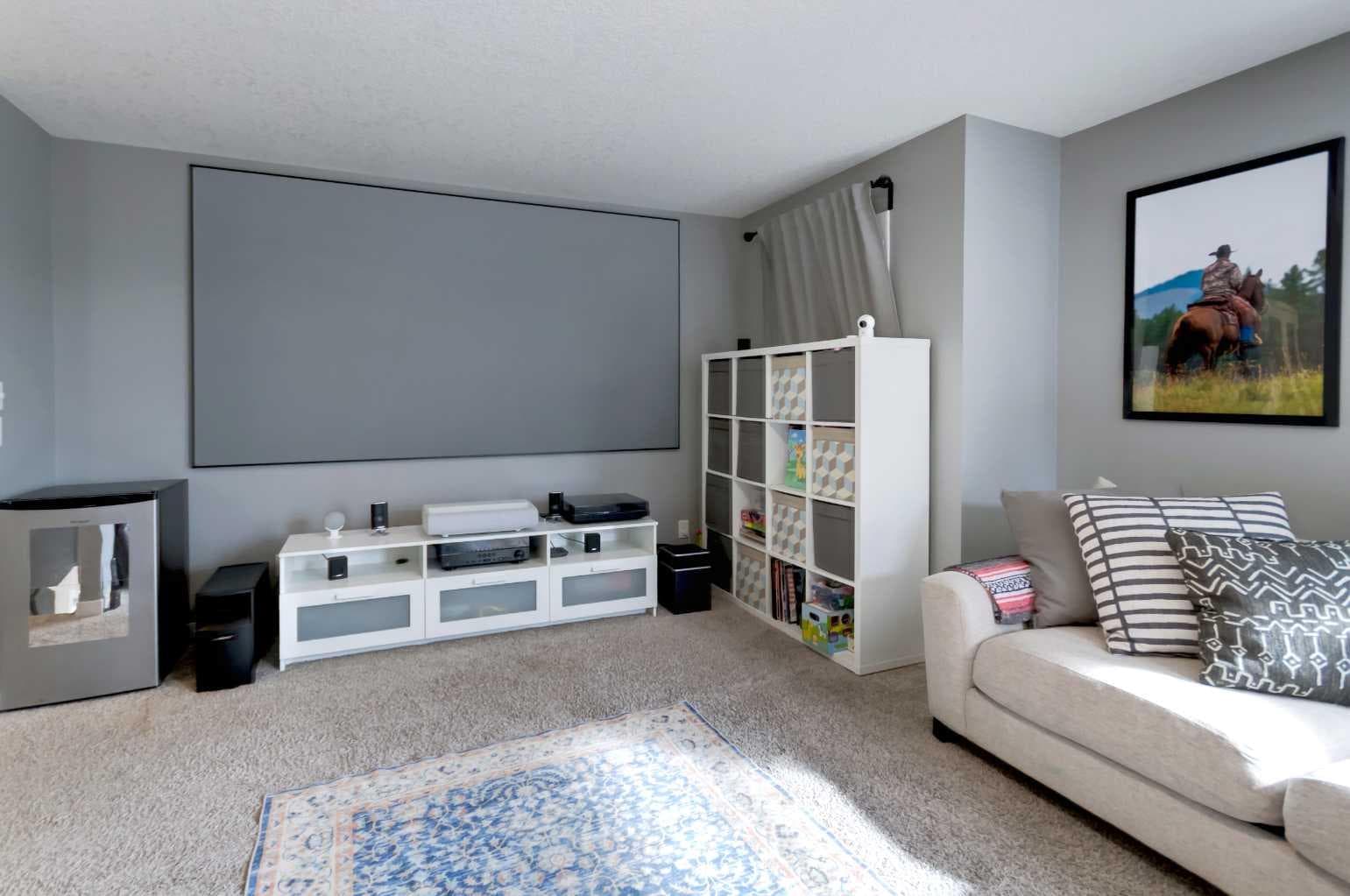 26 Walden Court SE
