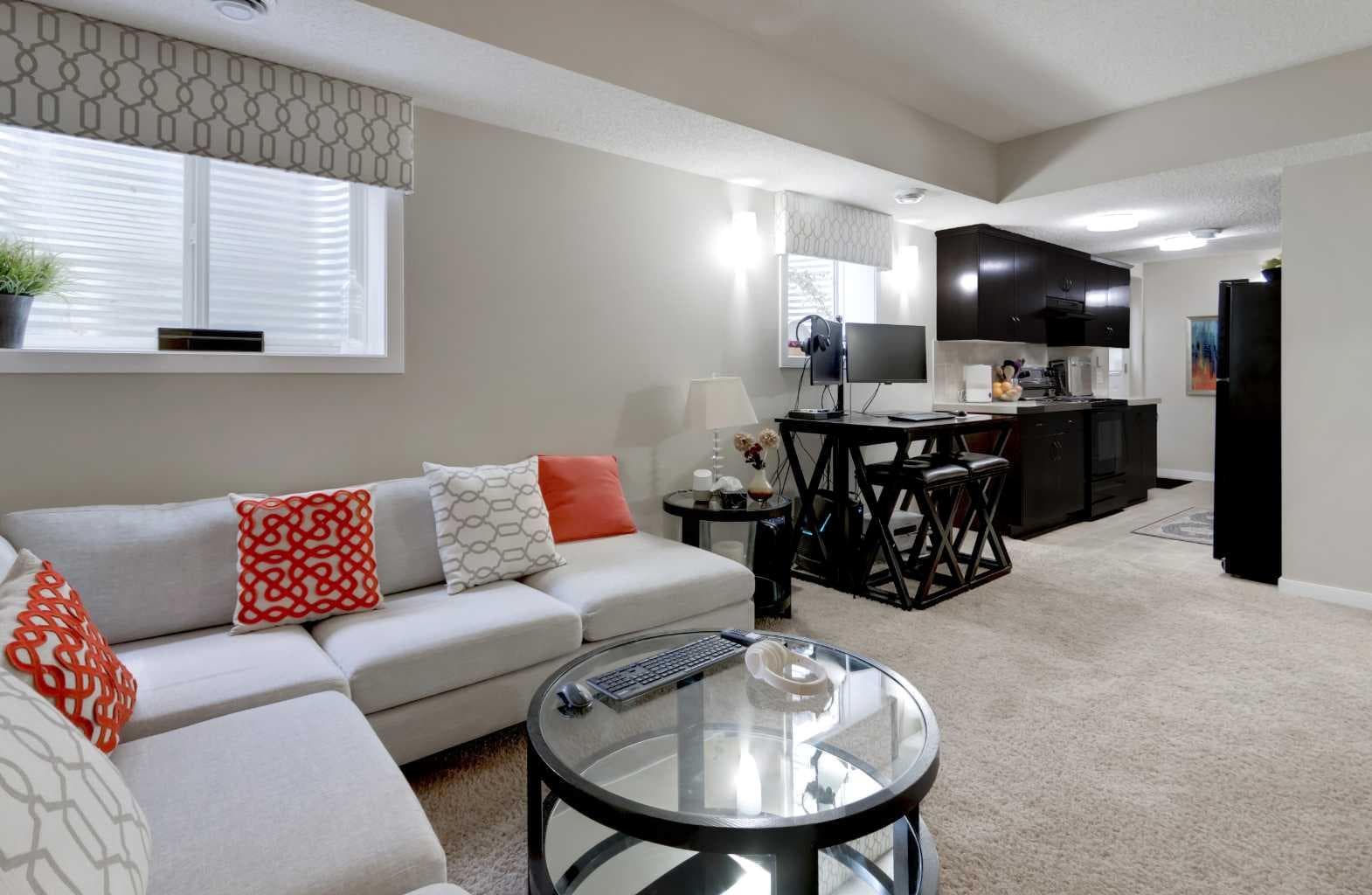 26 Walden Court SE