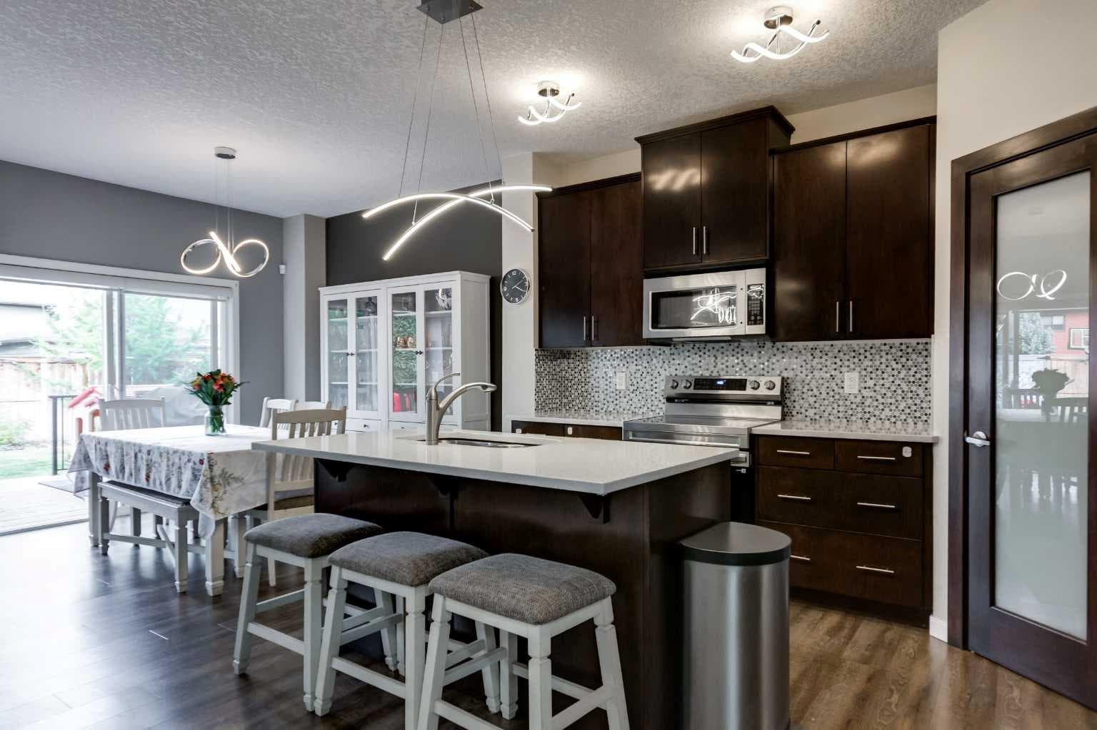 26 Walden Court SE