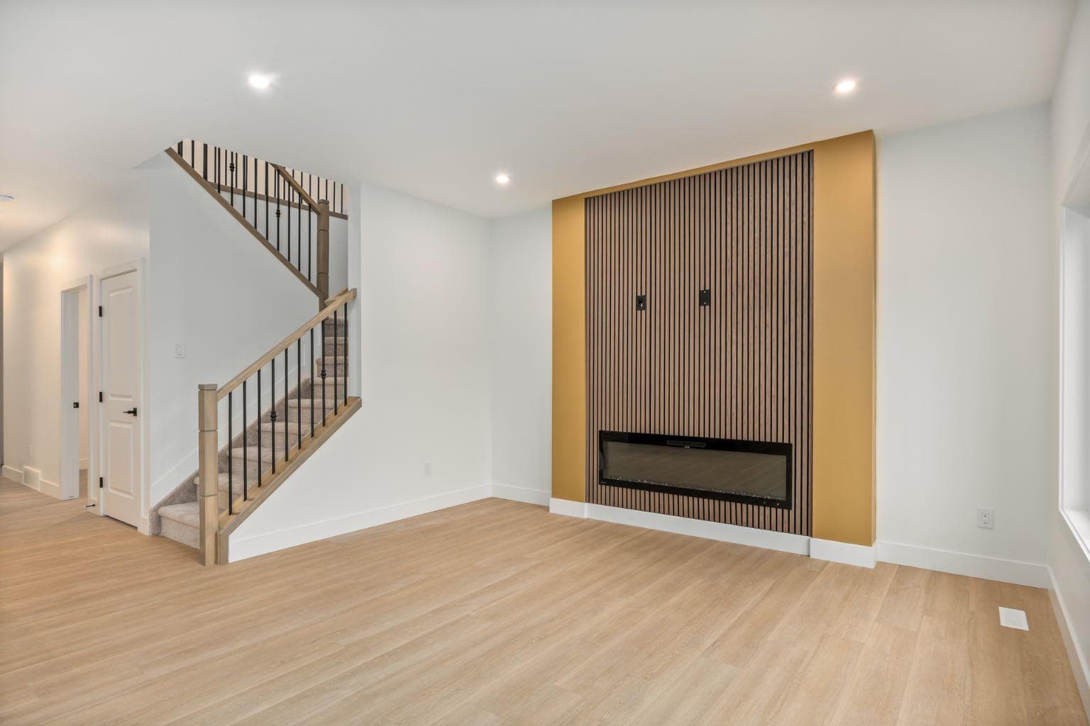 65 Topaz Place 