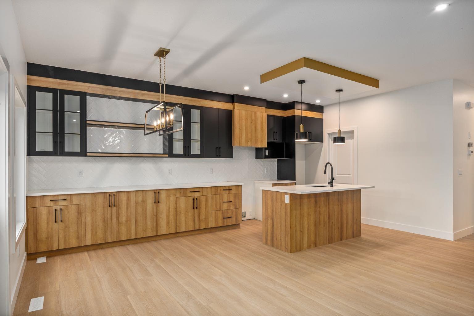 65 Topaz Place 