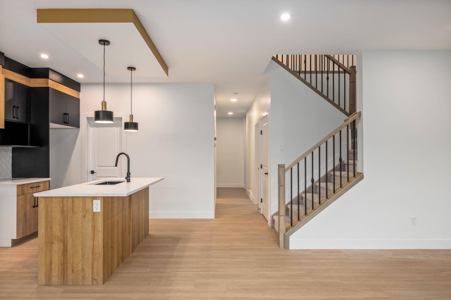 65 Topaz Place 