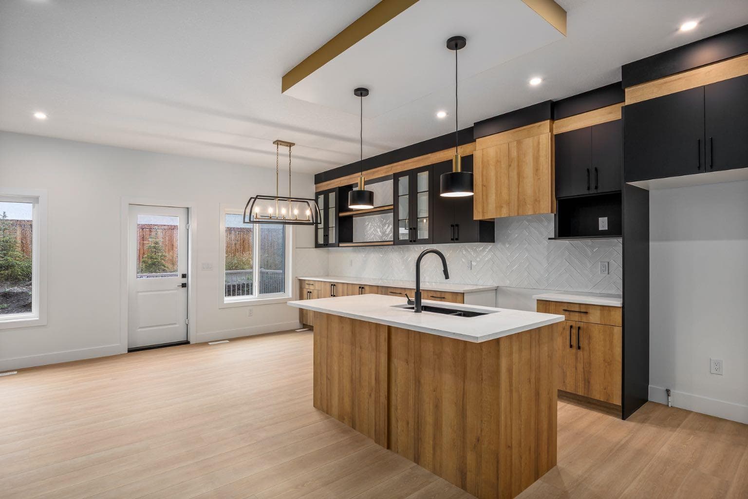65 Topaz Place 