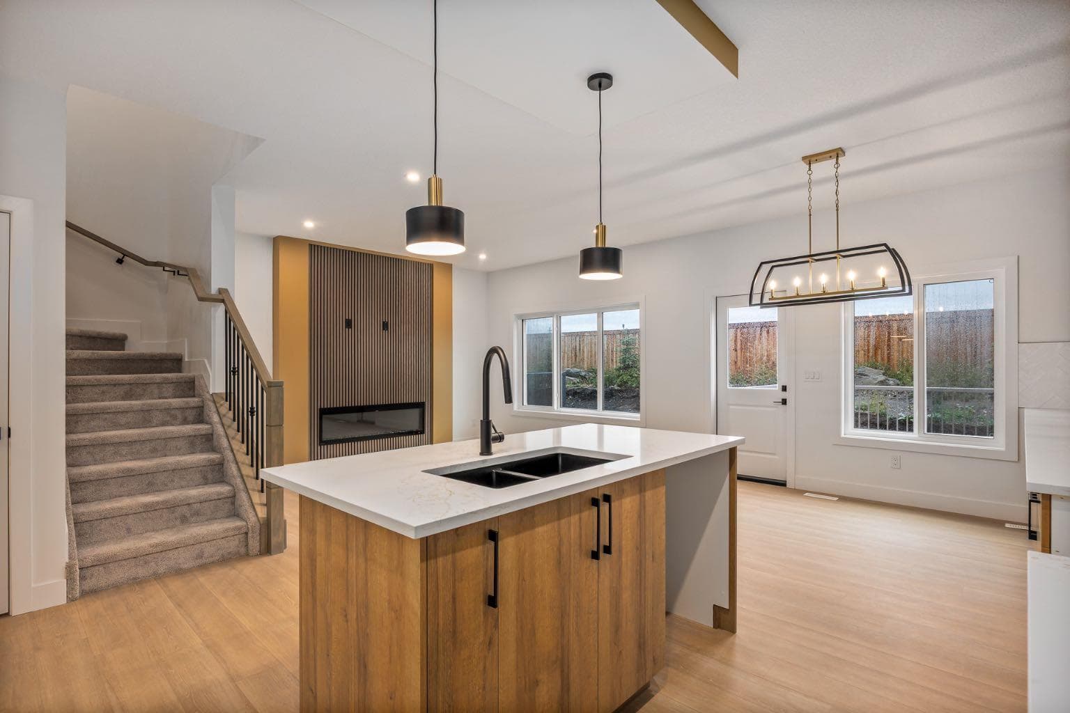 65 Topaz Place 