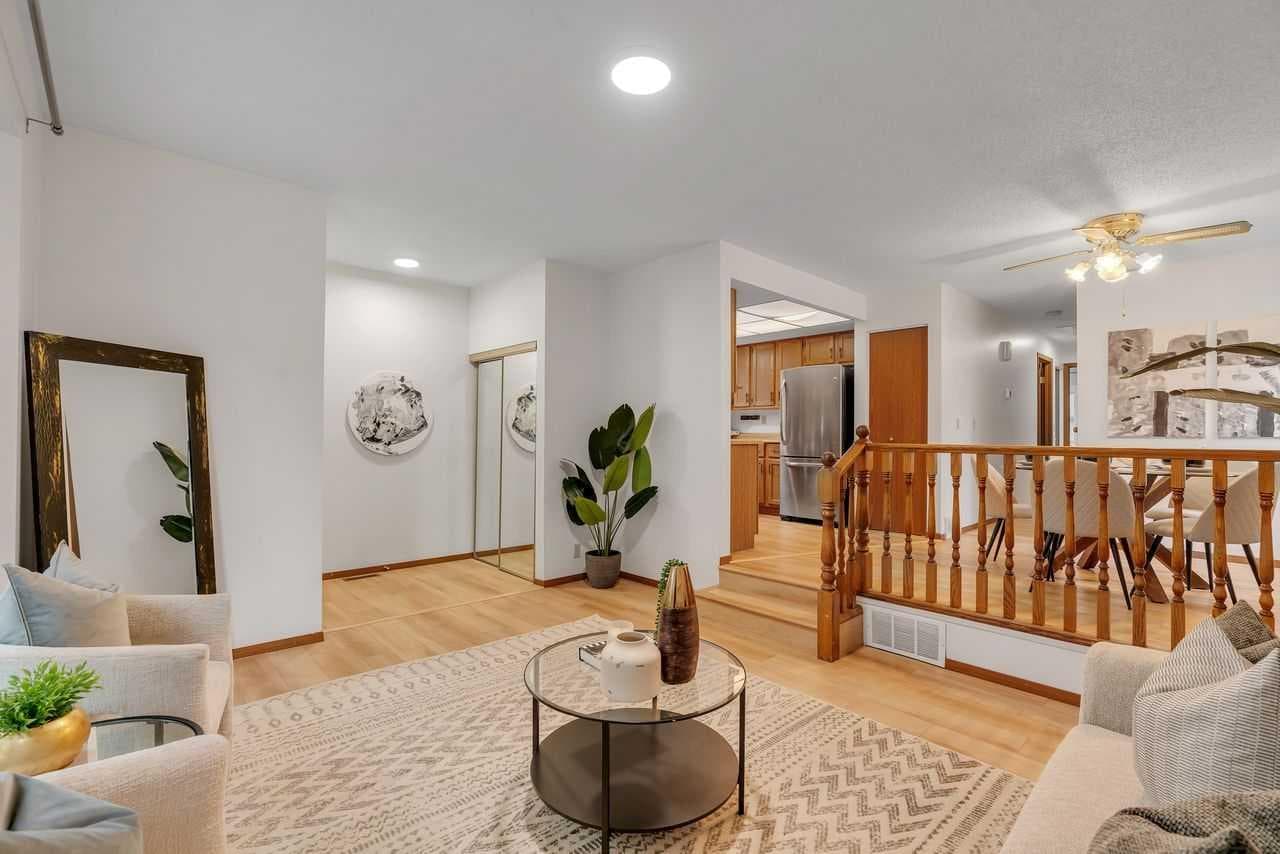 91 Riverbrook Way SE