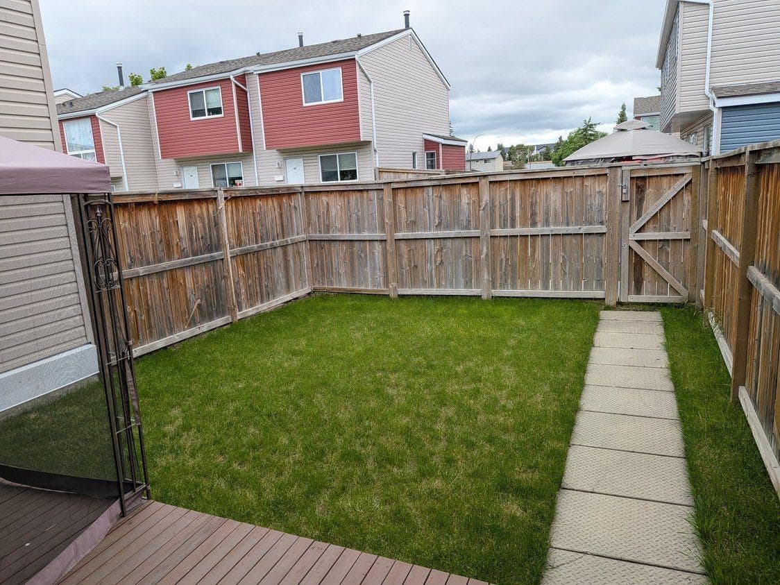 19, 5425 Pensacola Crescent SE