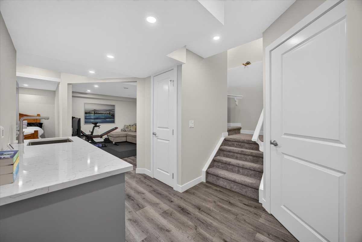 2584 Ravenslea Gardens SE