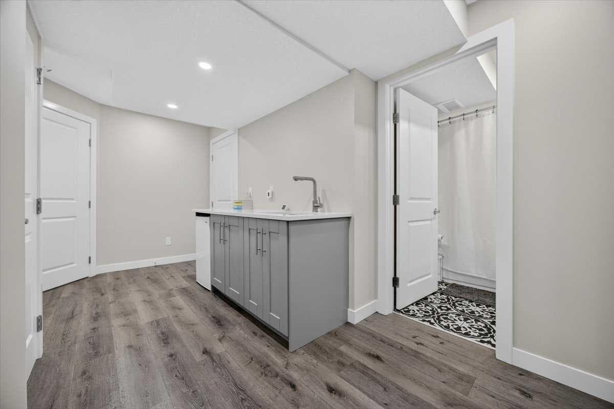 2584 Ravenslea Gardens SE