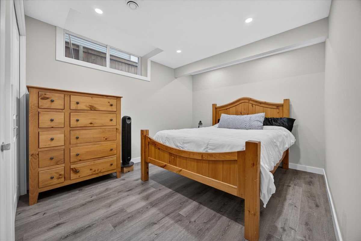 2584 Ravenslea Gardens SE