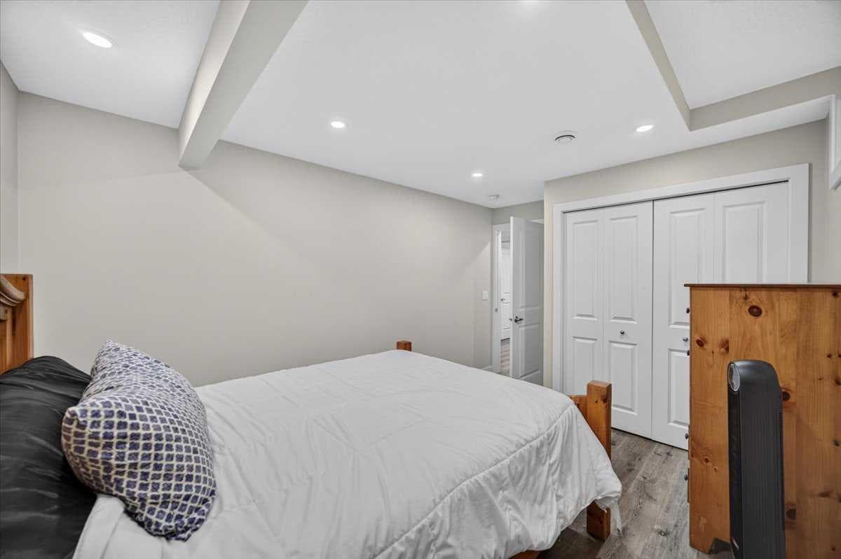 2584 Ravenslea Gardens SE