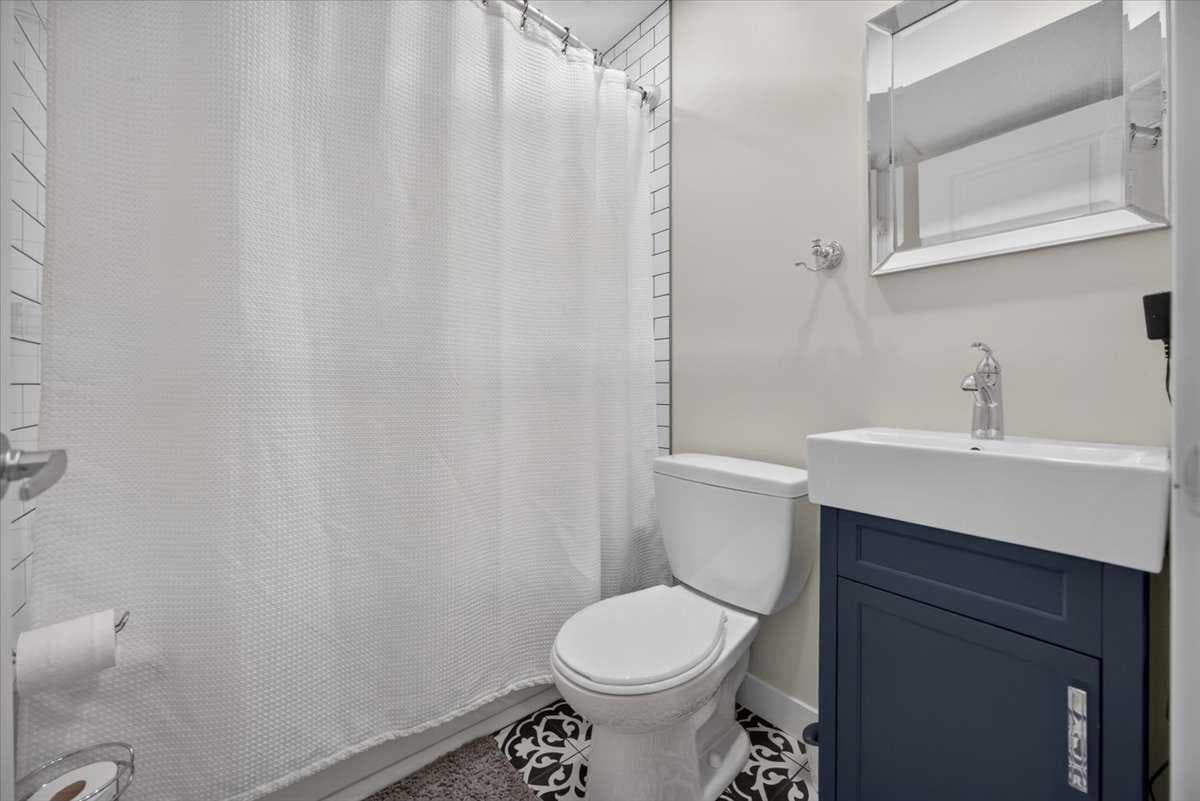 2584 Ravenslea Gardens SE
