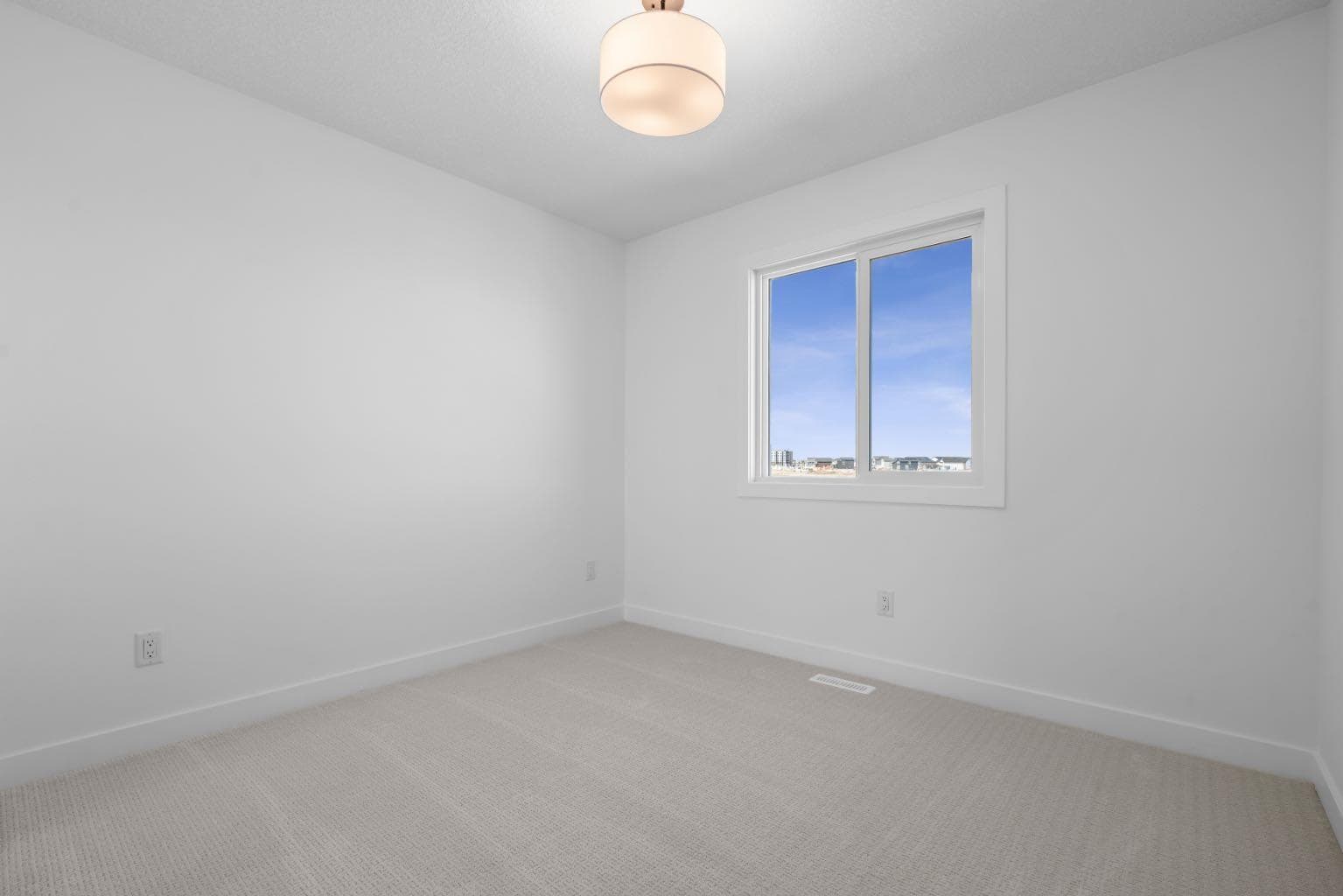 82 Rangeview Path SE