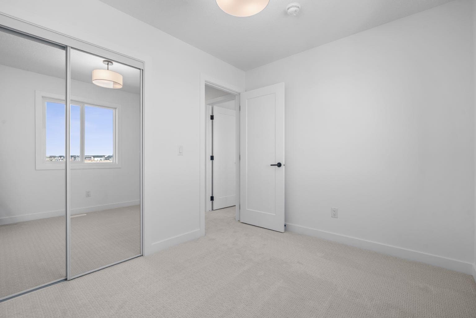 82 Rangeview Path SE