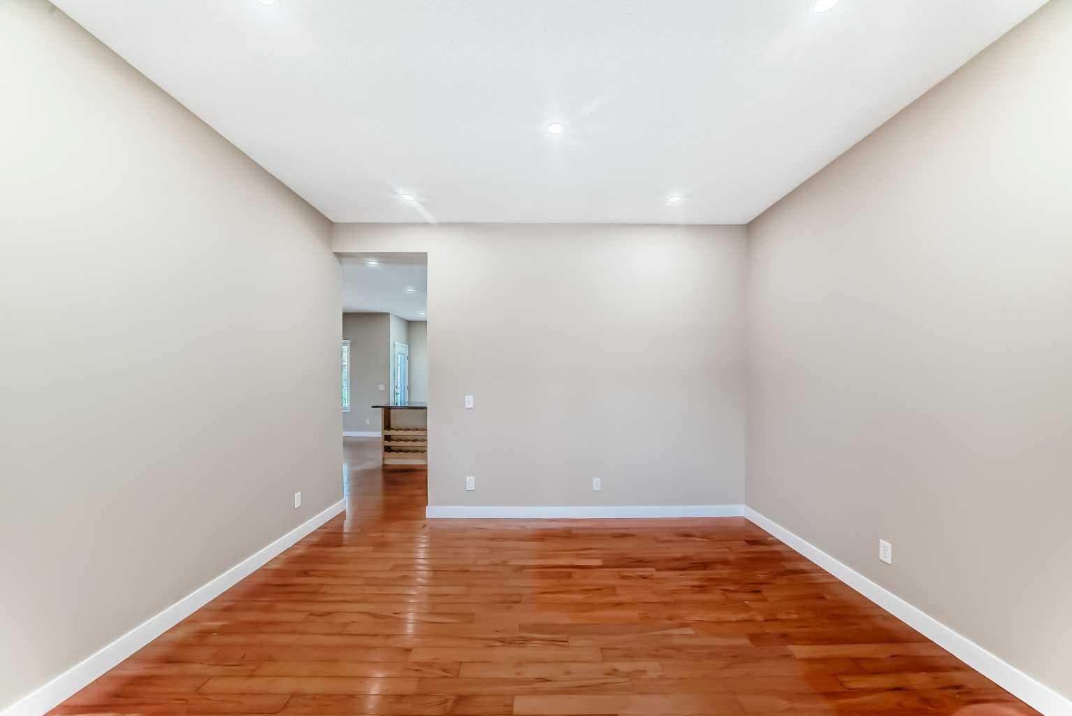 10 Hidden Creek Heights NW