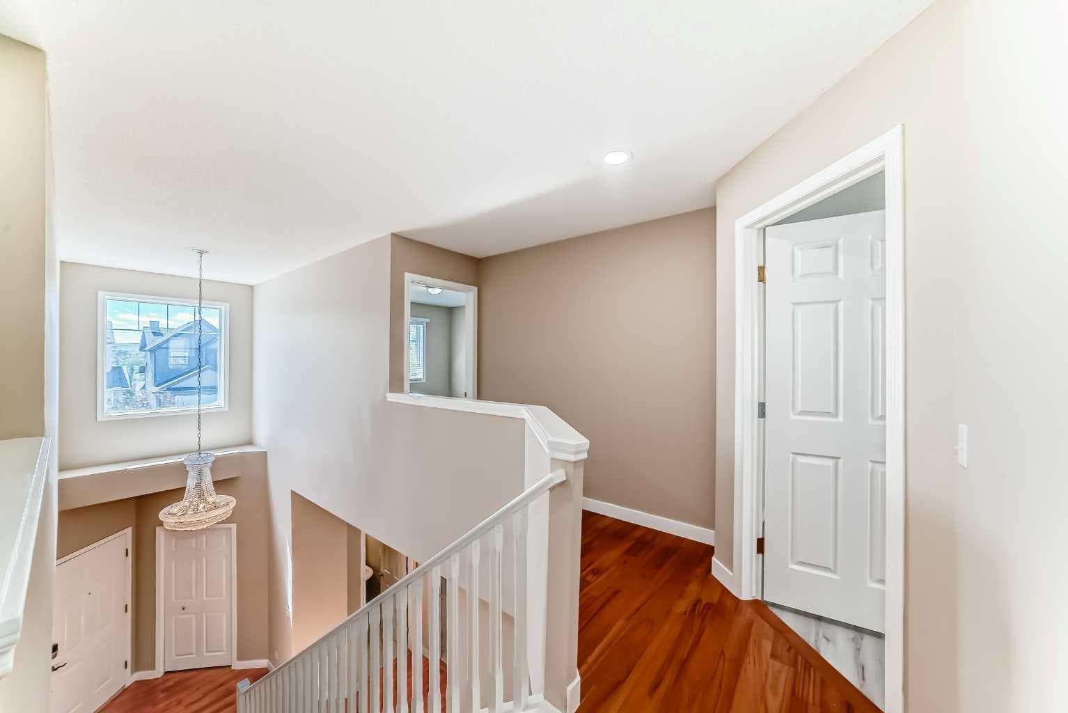 10 Hidden Creek Heights NW