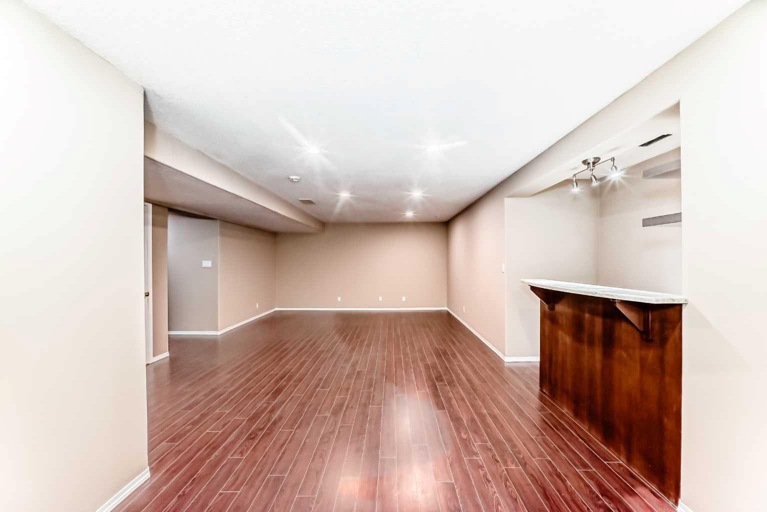 10 Hidden Creek Heights NW