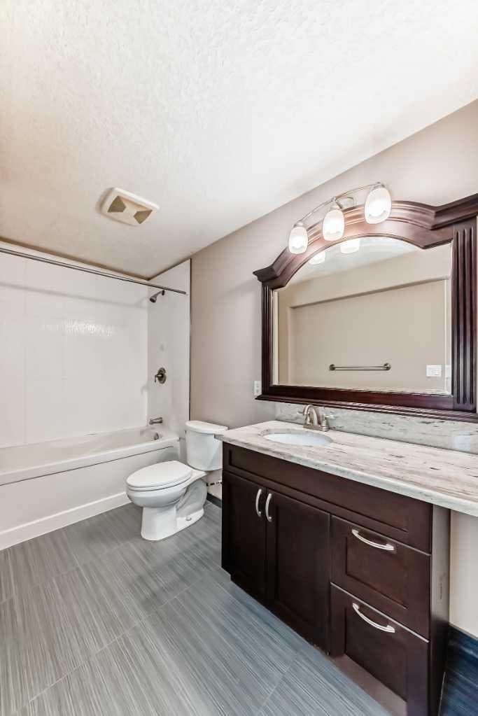10 Hidden Creek Heights NW