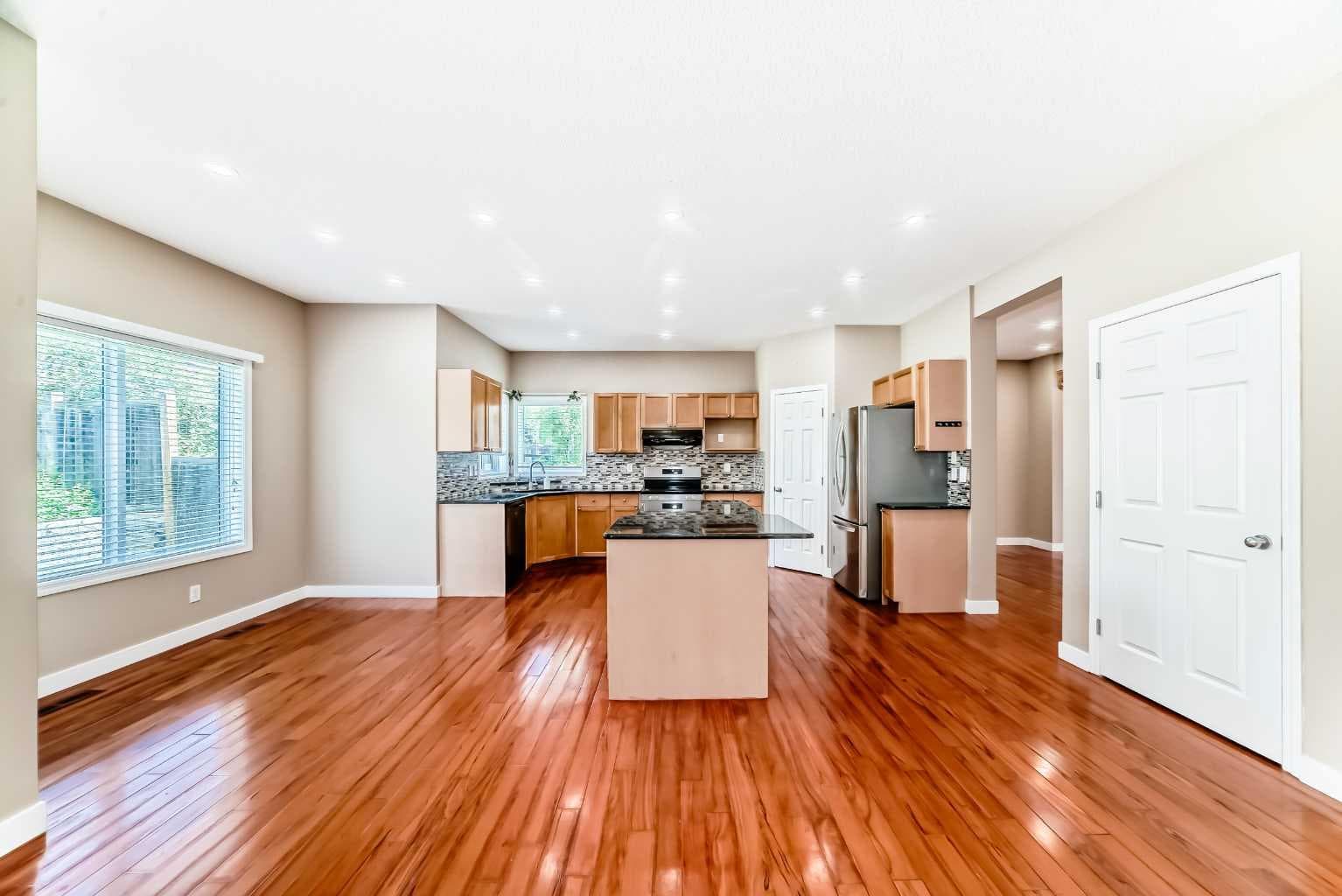 10 Hidden Creek Heights NW