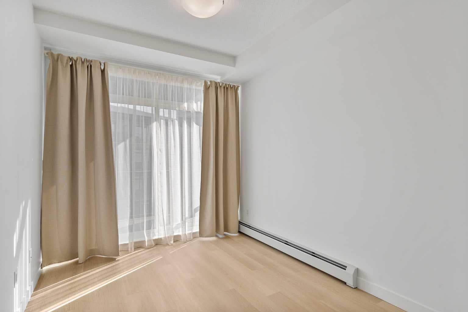 1309, 200 Seton Circle SE