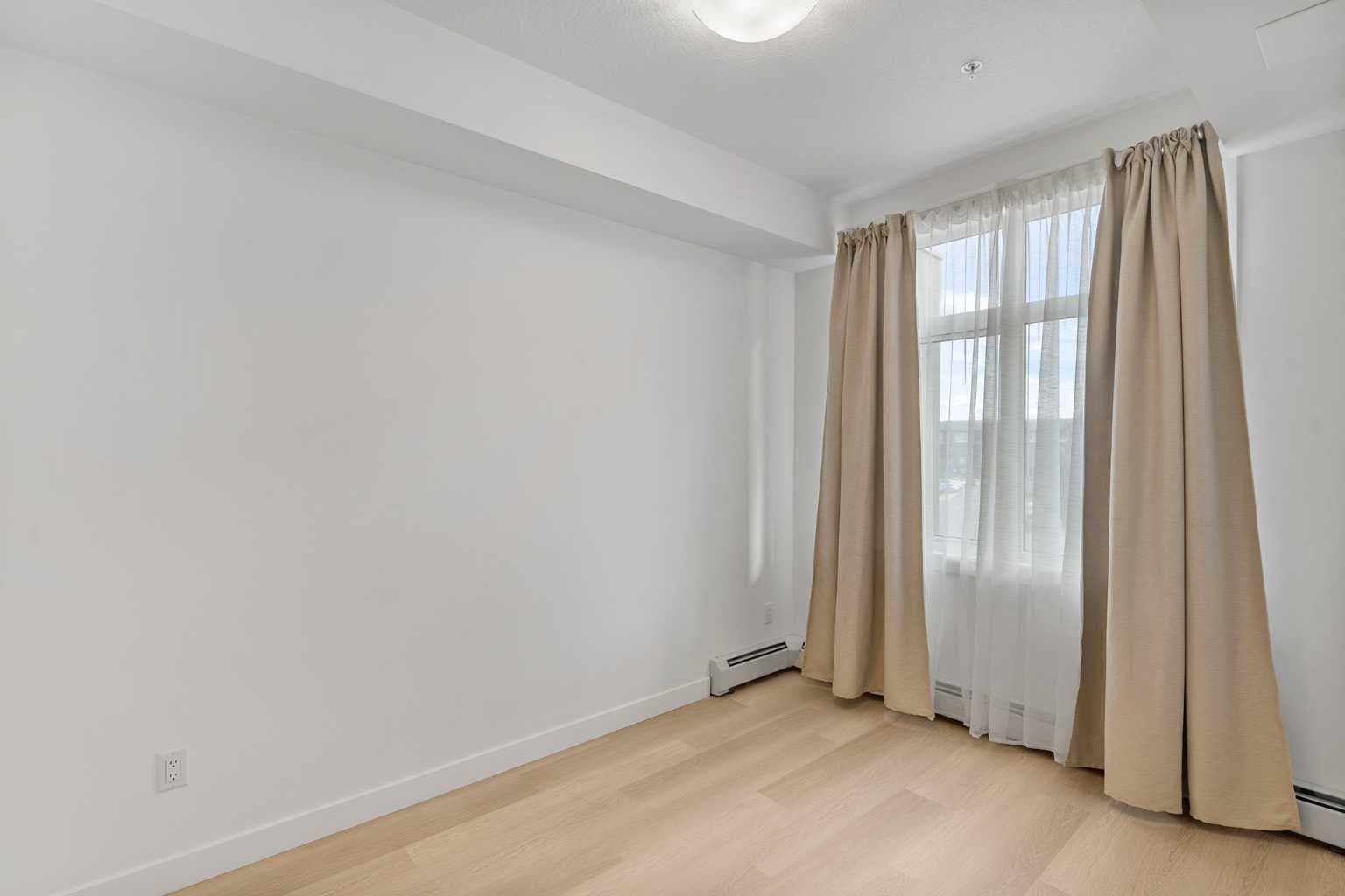 1309, 200 Seton Circle SE