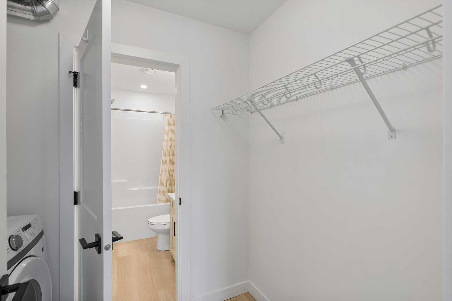 1309, 200 Seton Circle SE