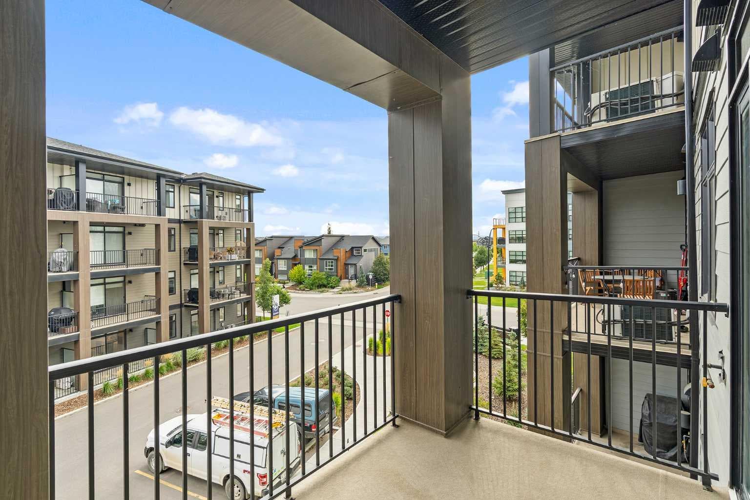 1309, 200 Seton Circle SE