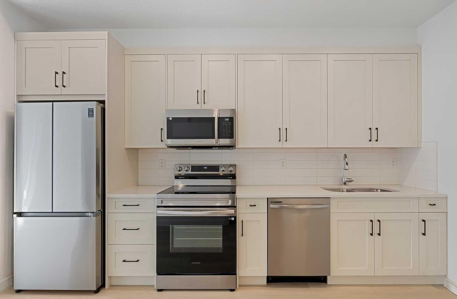 1309, 200 Seton Circle SE