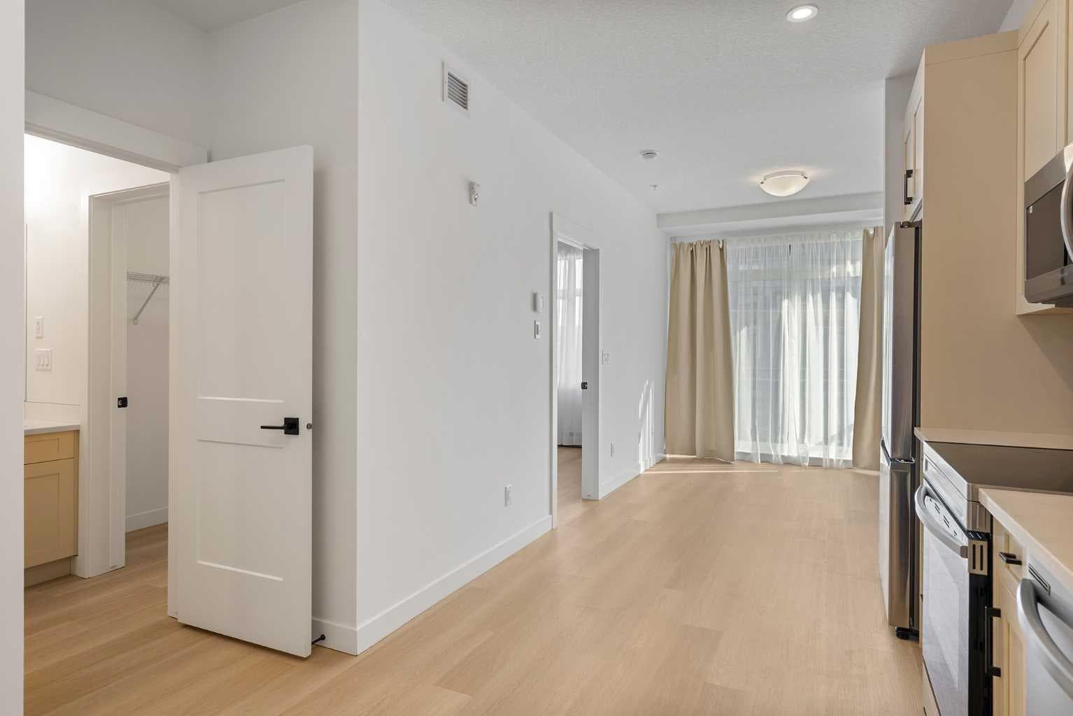 1309, 200 Seton Circle SE