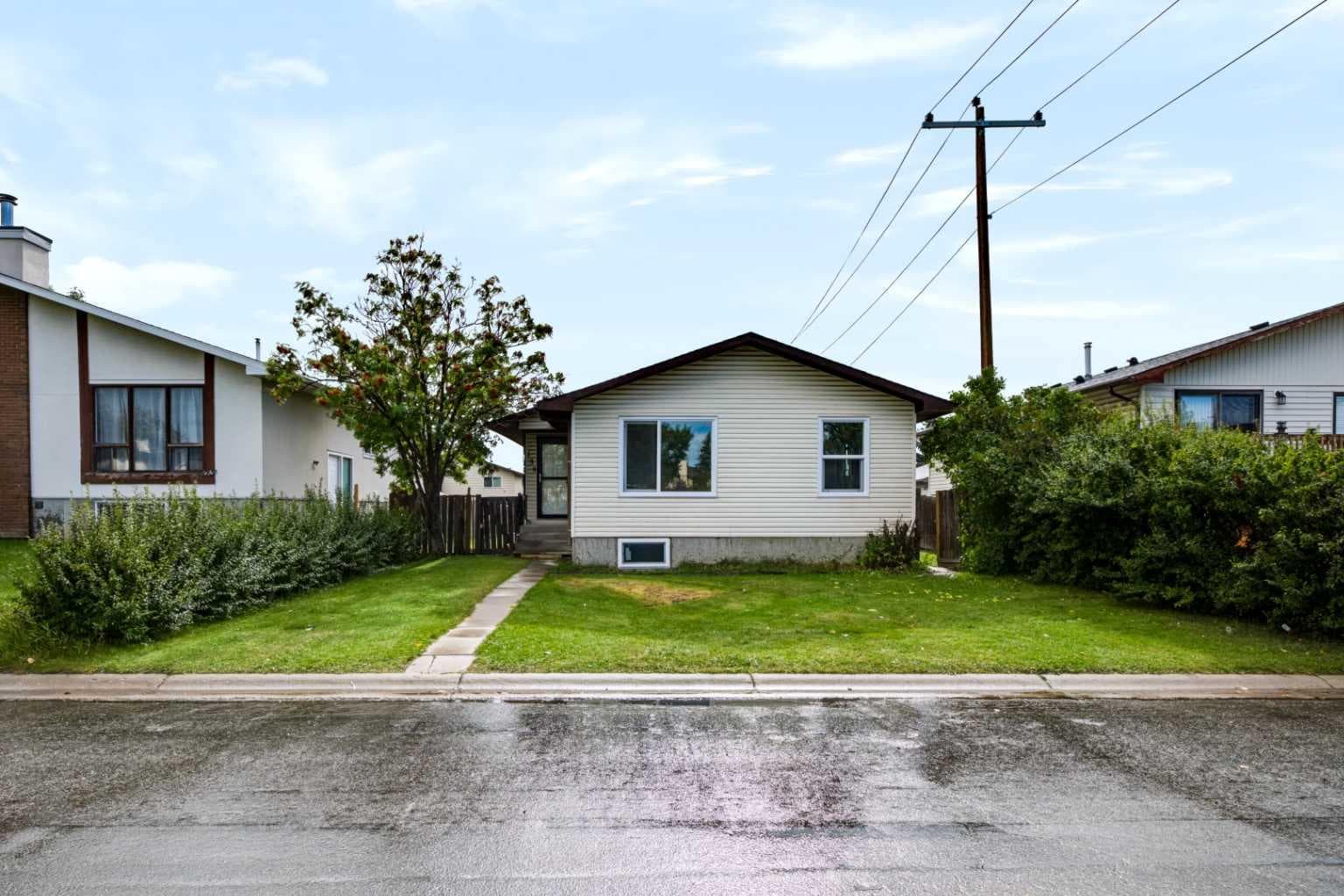 139 Falsby Road NE