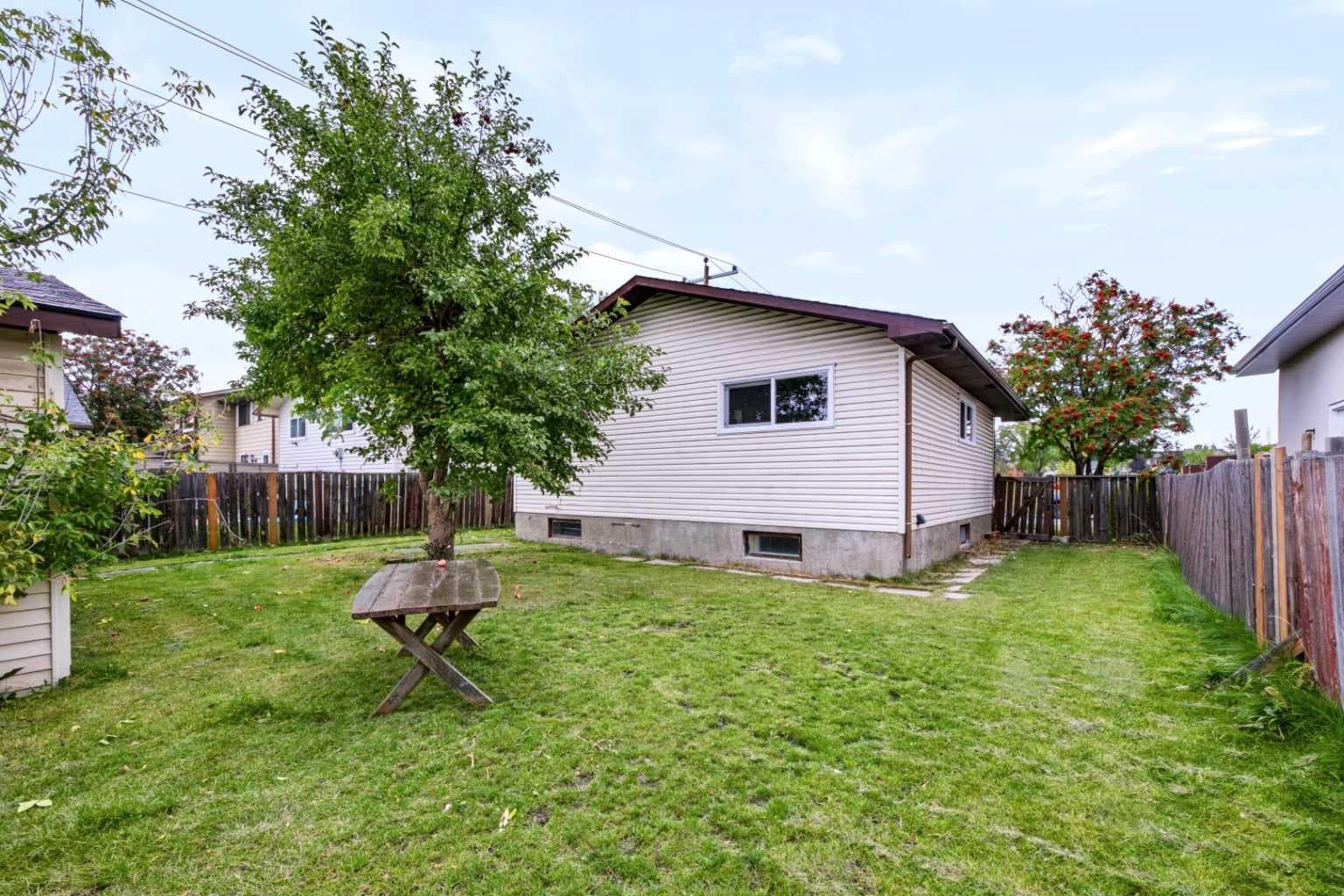 139 Falsby Road NE