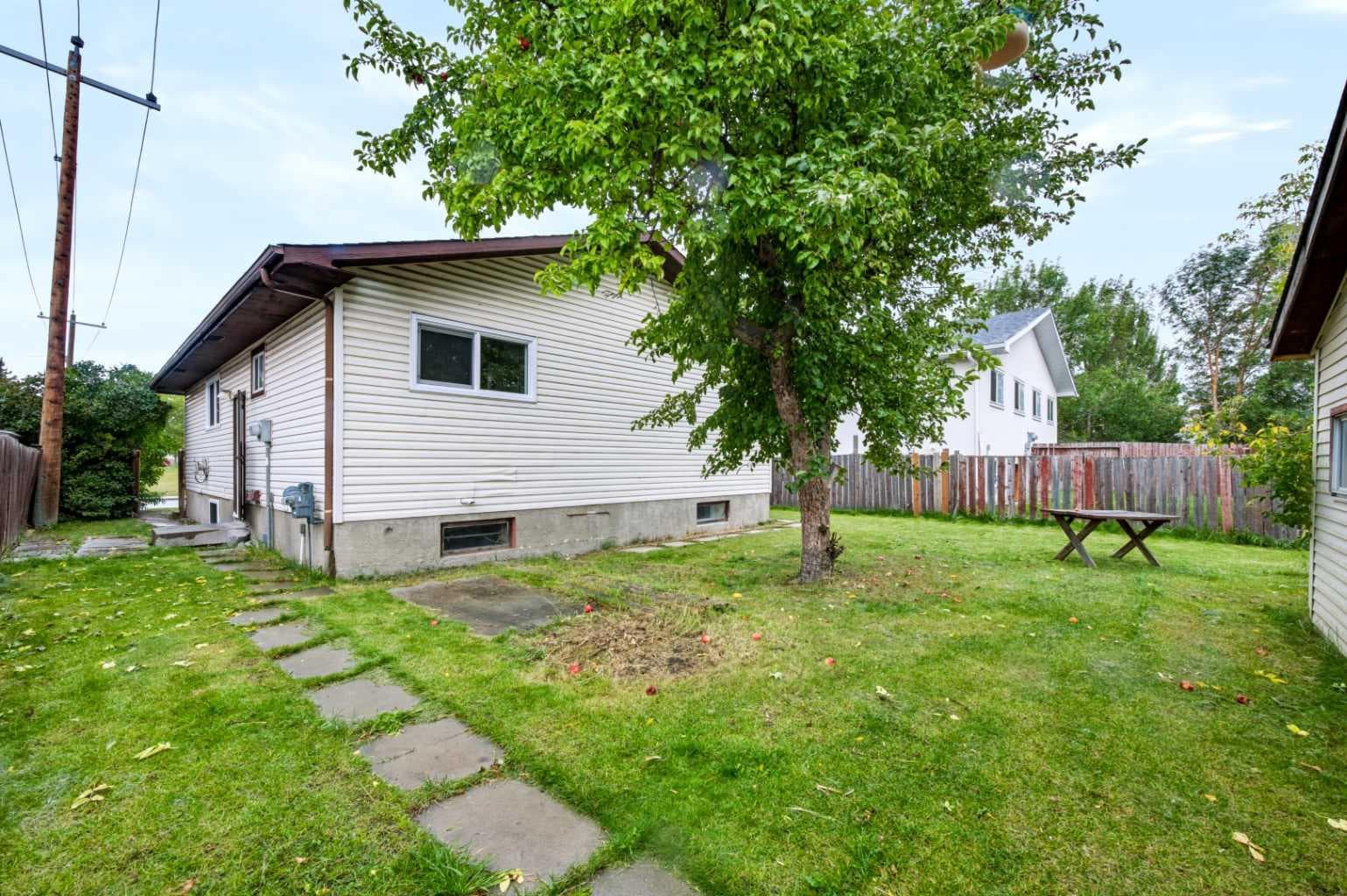 139 Falsby Road NE