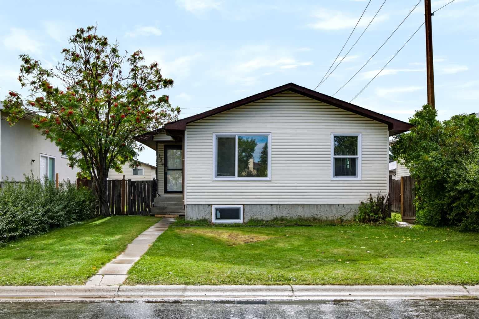 139 Falsby Road NE