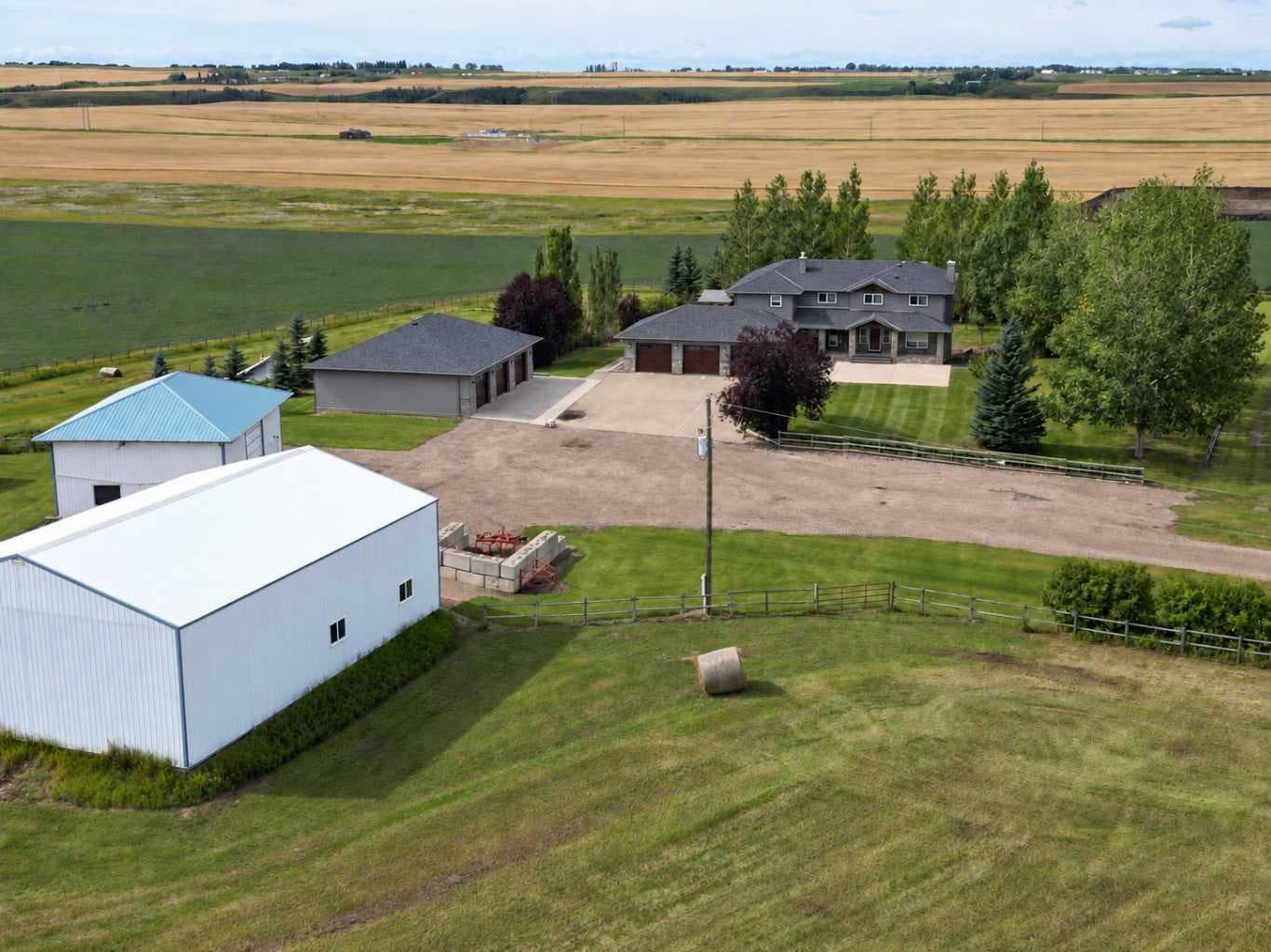 291055 Township Road 290  
