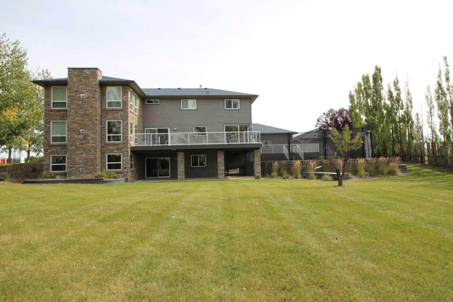 291055 Township Road 290  