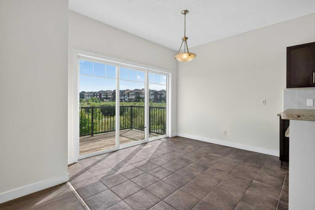 23 Saddlebrook Court NE