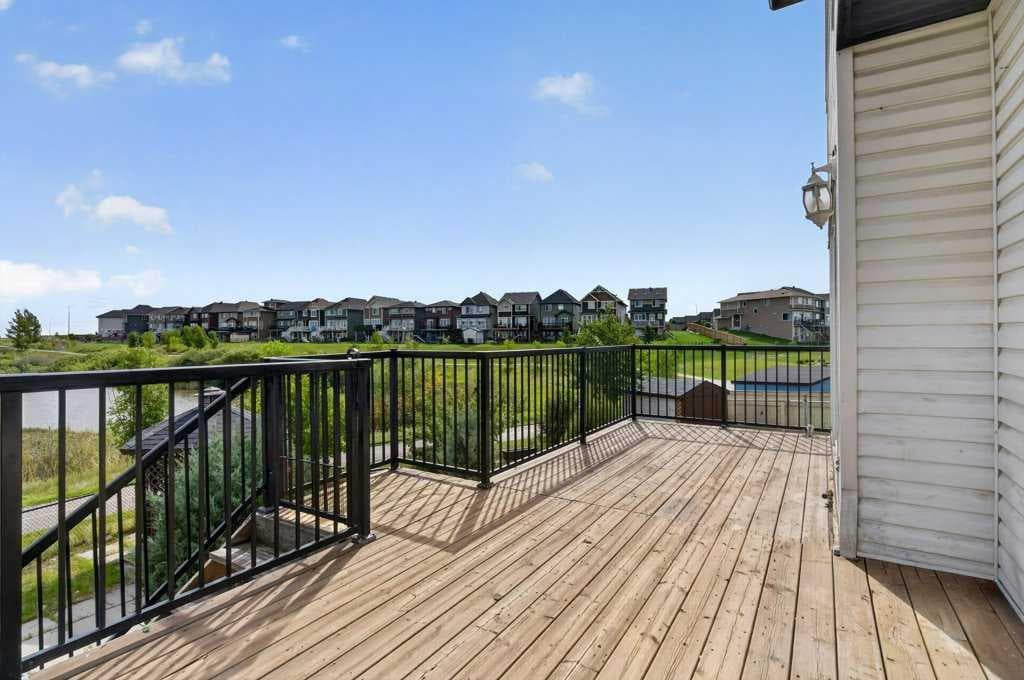 23 Saddlebrook Court NE