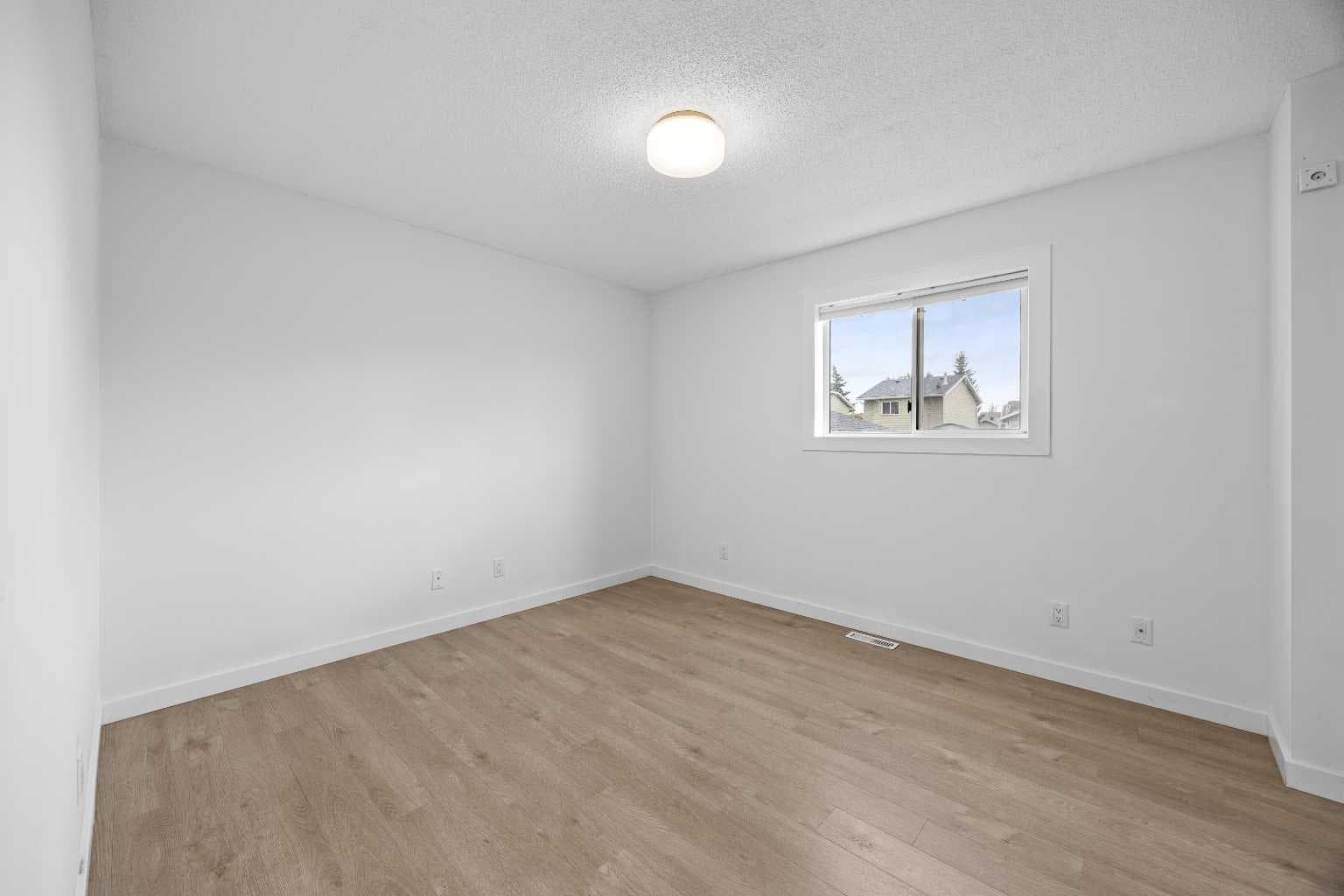 113 Taradale Close NE