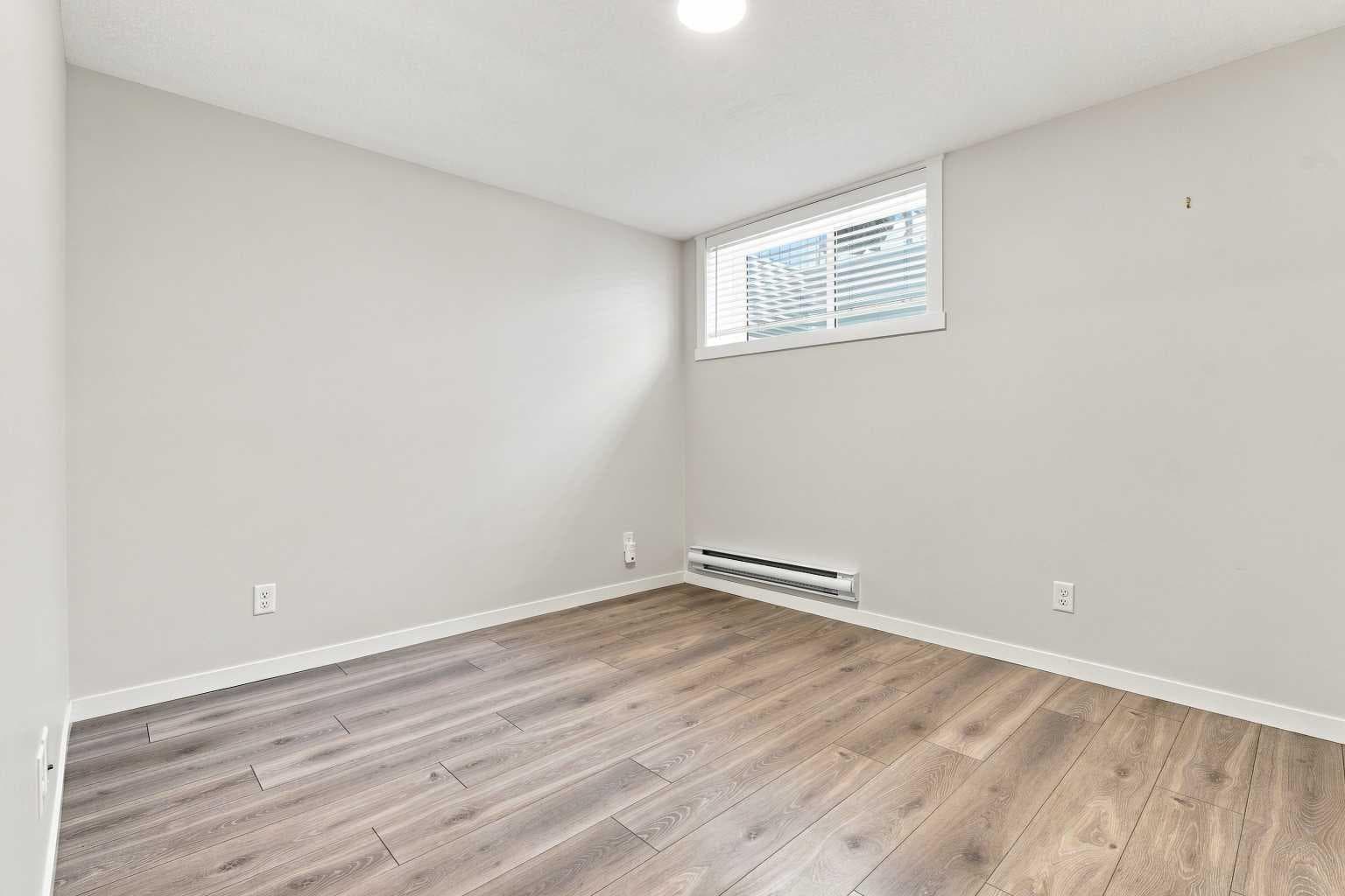 408, 338 Seton Circle SE