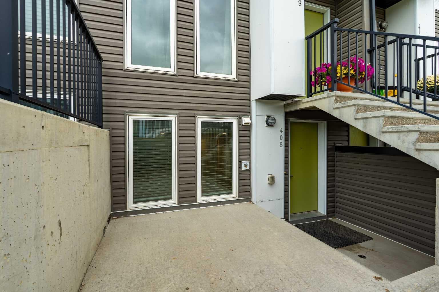 408, 338 Seton Circle SE