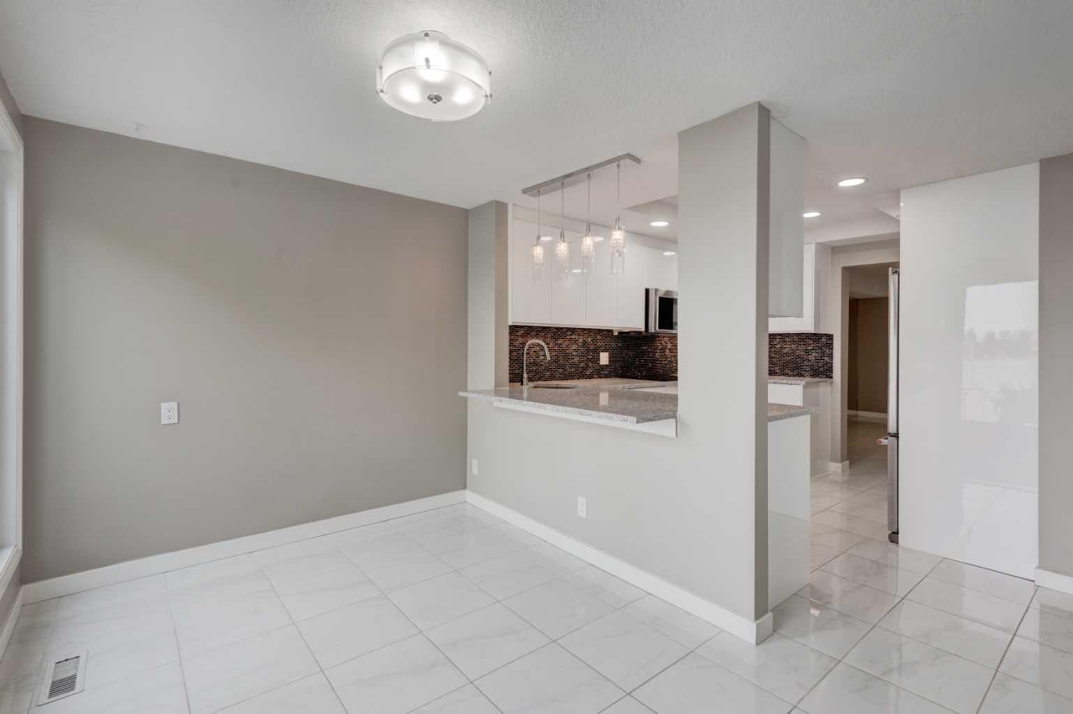 231, 20 Midpark Crescent SE