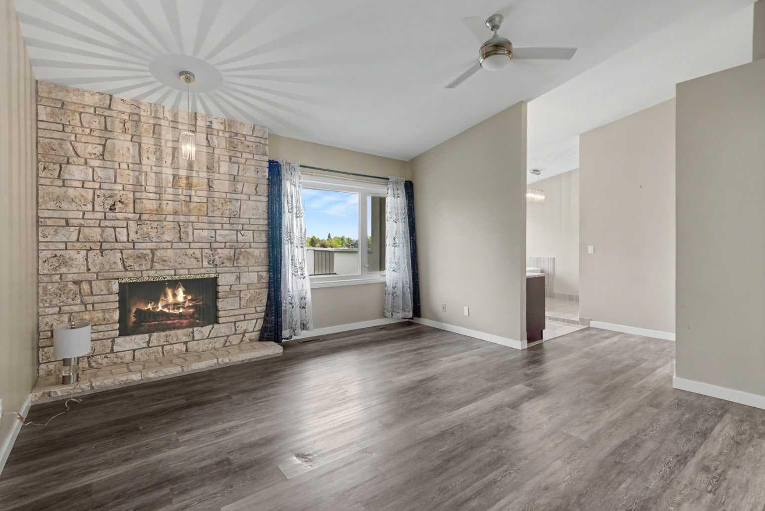231, 20 Midpark Crescent SE