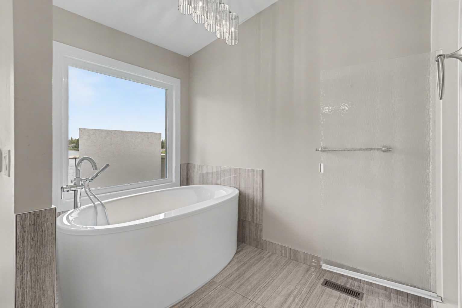 231, 20 Midpark Crescent SE