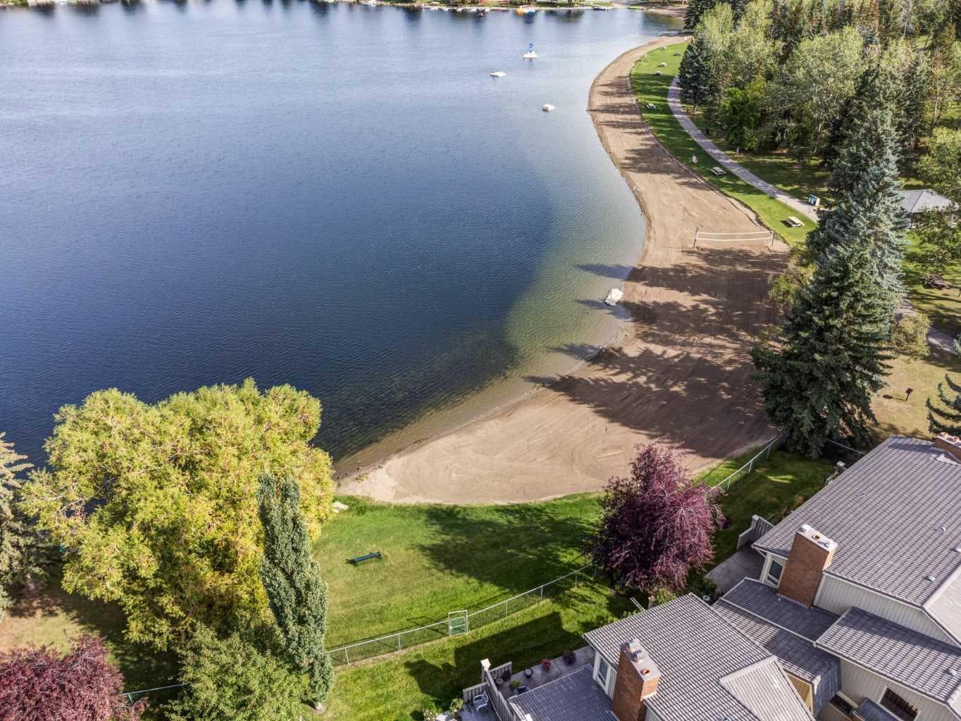 231, 20 Midpark Crescent SE