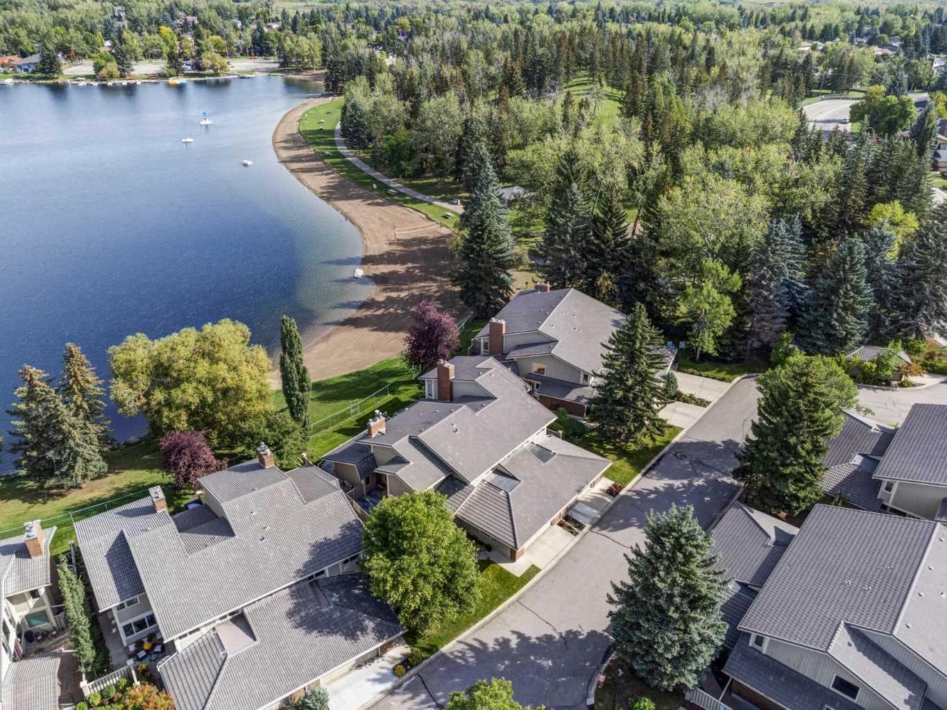 231, 20 Midpark Crescent SE
