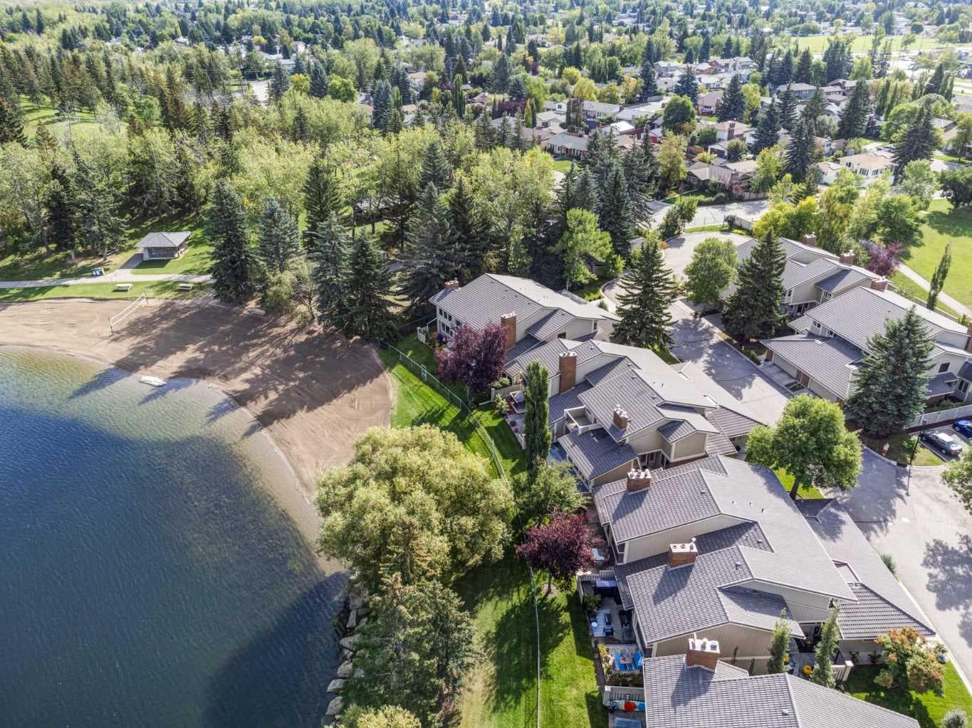 231, 20 Midpark Crescent SE