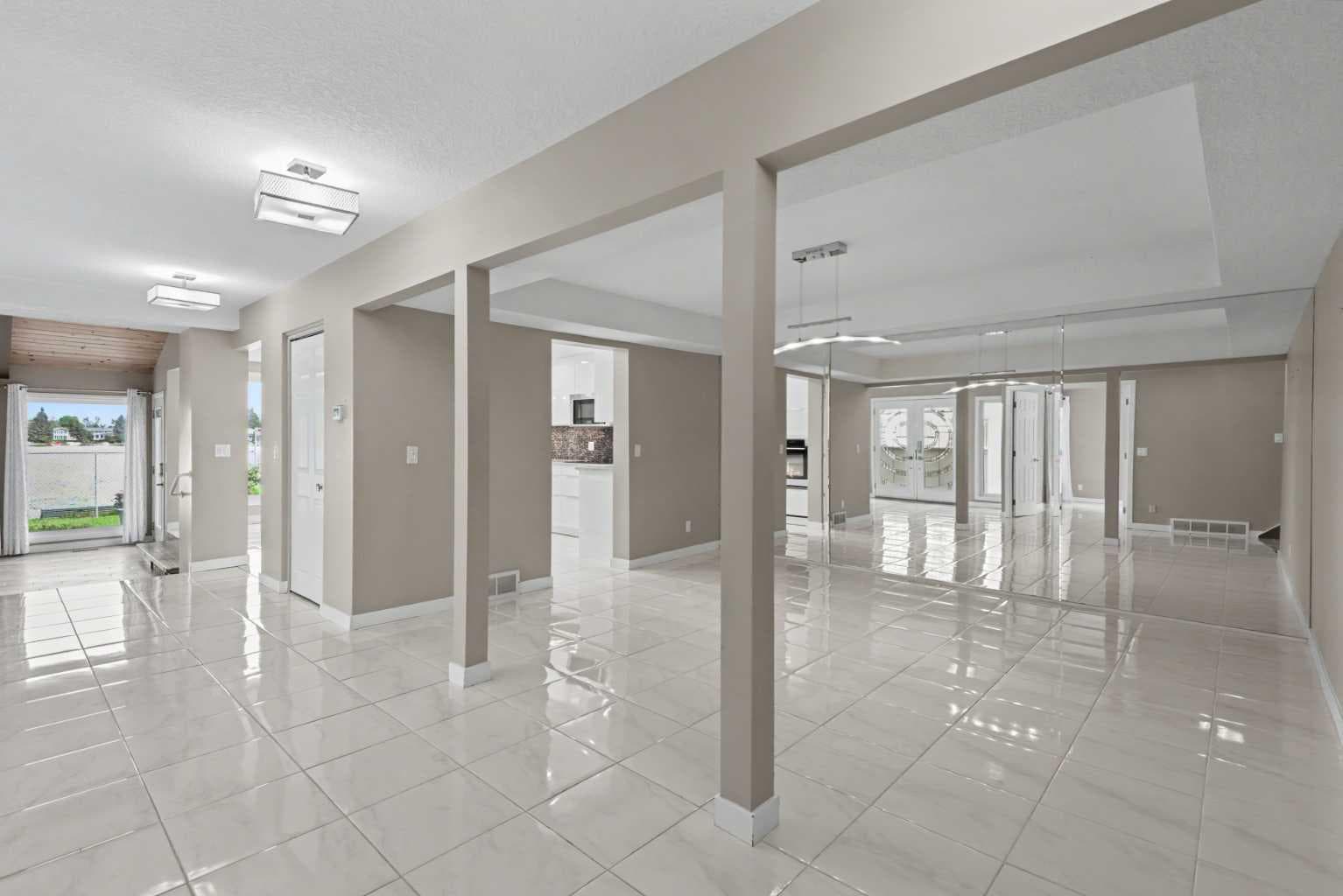 231, 20 Midpark Crescent SE