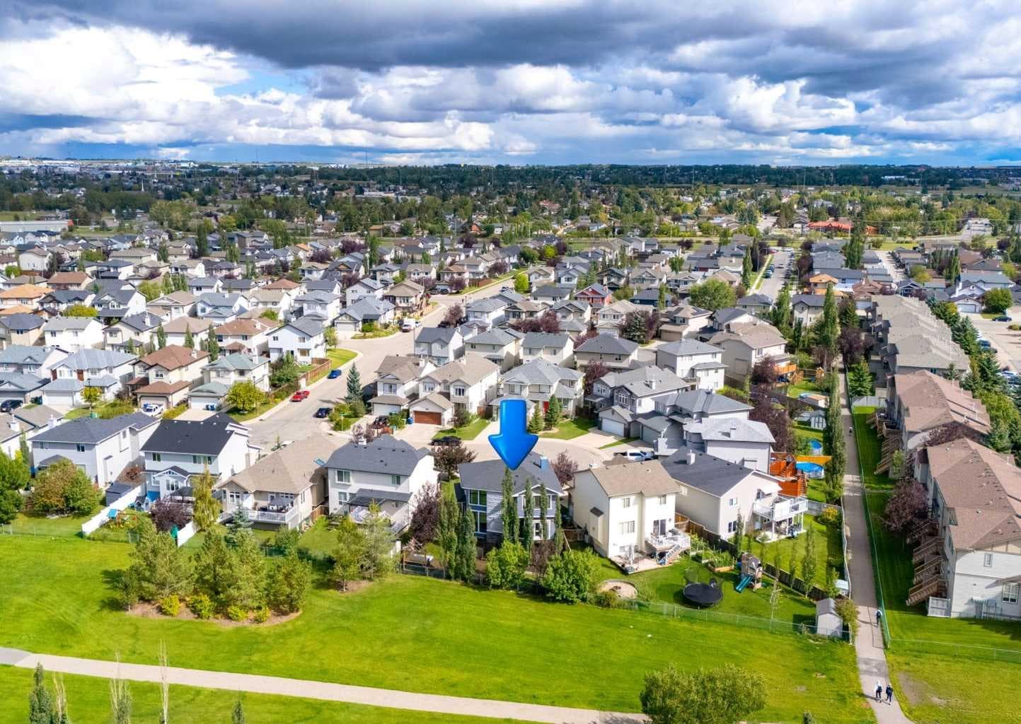 237 Luxstone Green SW